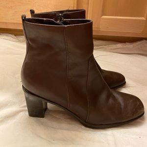 Croft & Barrow Brown heeled boots